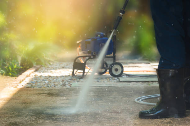 Best Pool Deck Cleaning  in Friars Point, MS